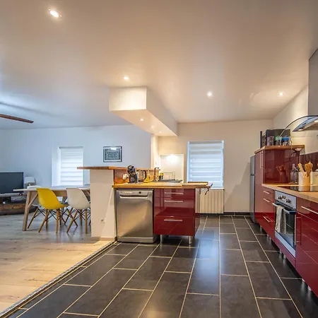 Bel Renove Avec De Beaux Volumes Appartement *