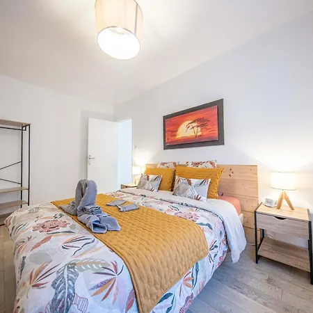 Apartment Bel Renove Avec De Beaux Volumes *