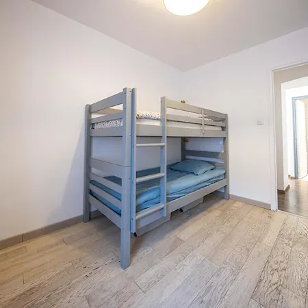 Apartment Bel Renove Avec De Beaux Volumes *