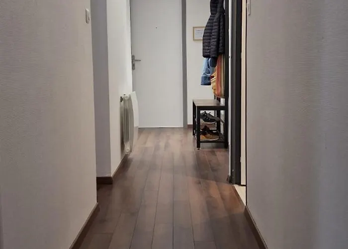 Bel Renove Avec De Beaux Volumes *