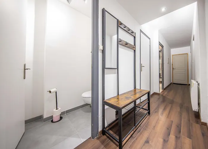 Bel Renove Avec De Beaux Volumes